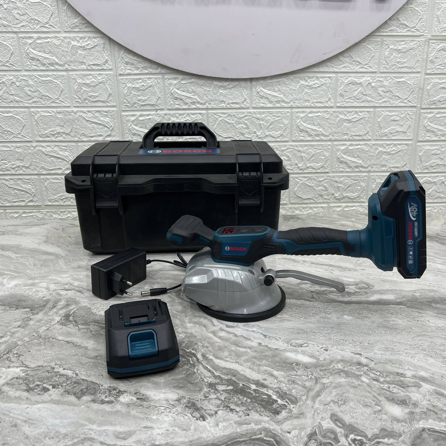 vanteuse vibrante BOSCH 48v