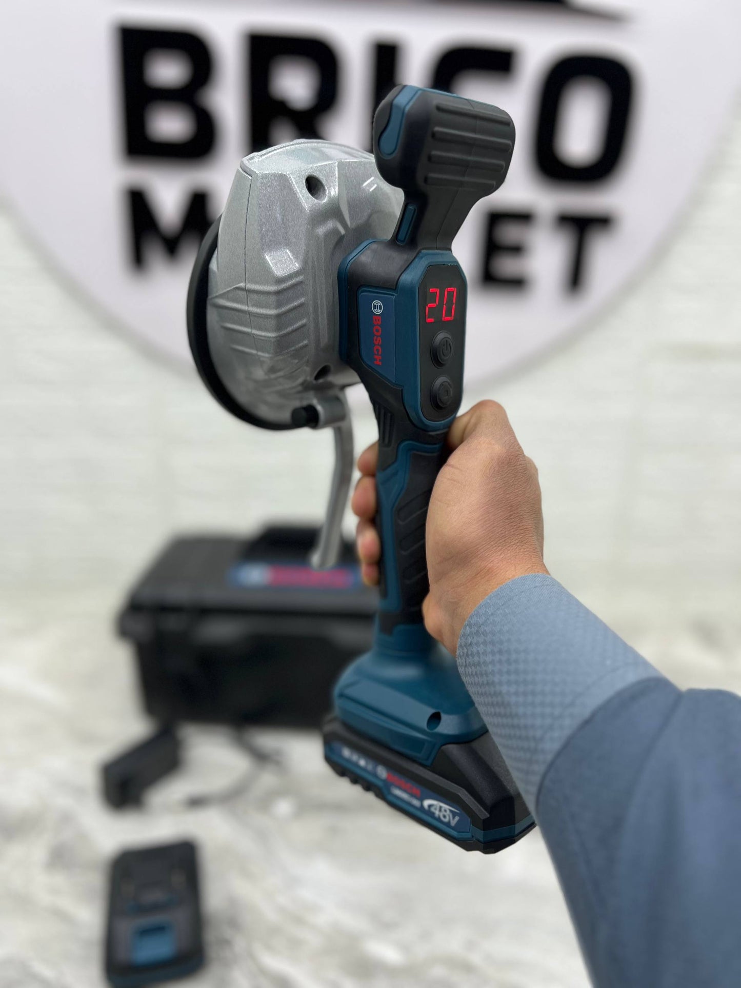 vanteuse vibrante BOSCH 48v