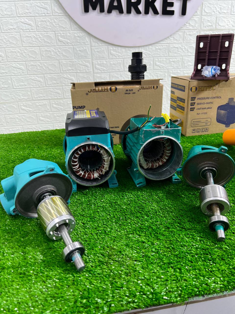 POMPE ET SERVOU HITEC