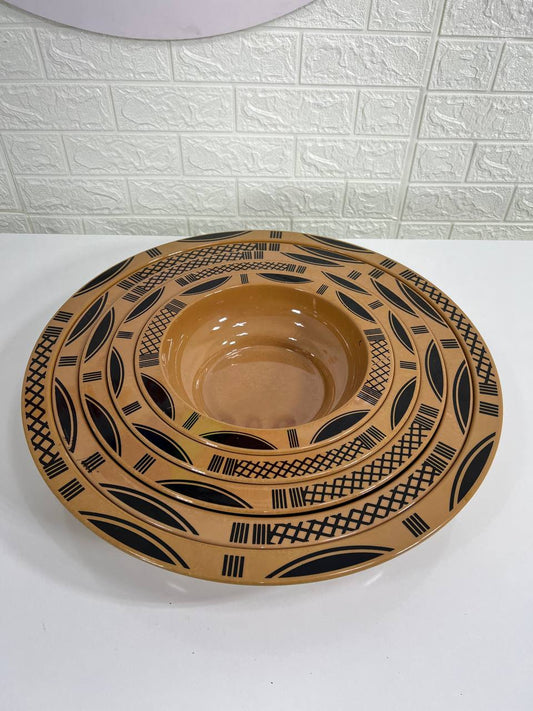 القصعة التقليدة العجيبة