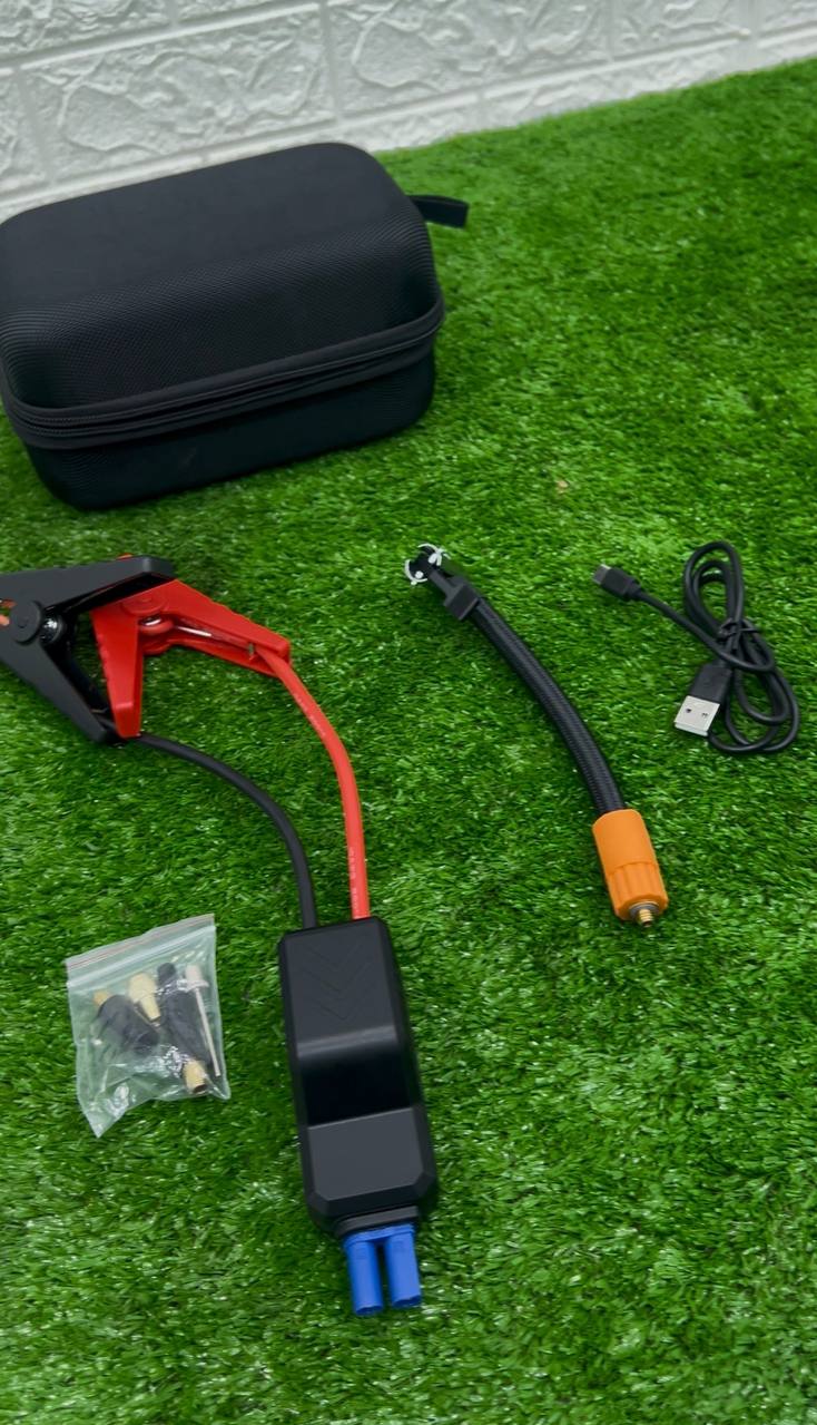 bouster batterie et gounfleur 3en1