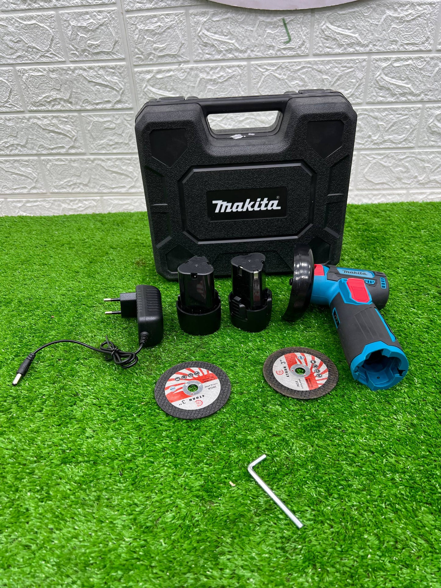 mini tranceneuse makita